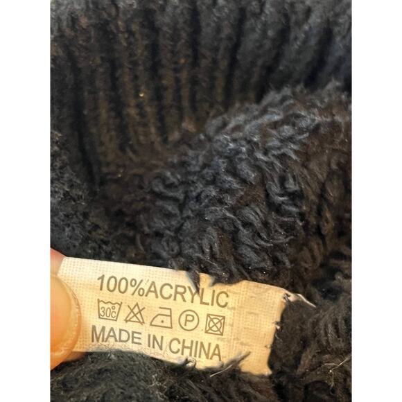 New Orleans Saints Black Acrylic Knit Cap w Mazaj Pin - Picture 4 of 4